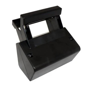 Cheeko Spring Loaded Pooper Scooper - Image 3