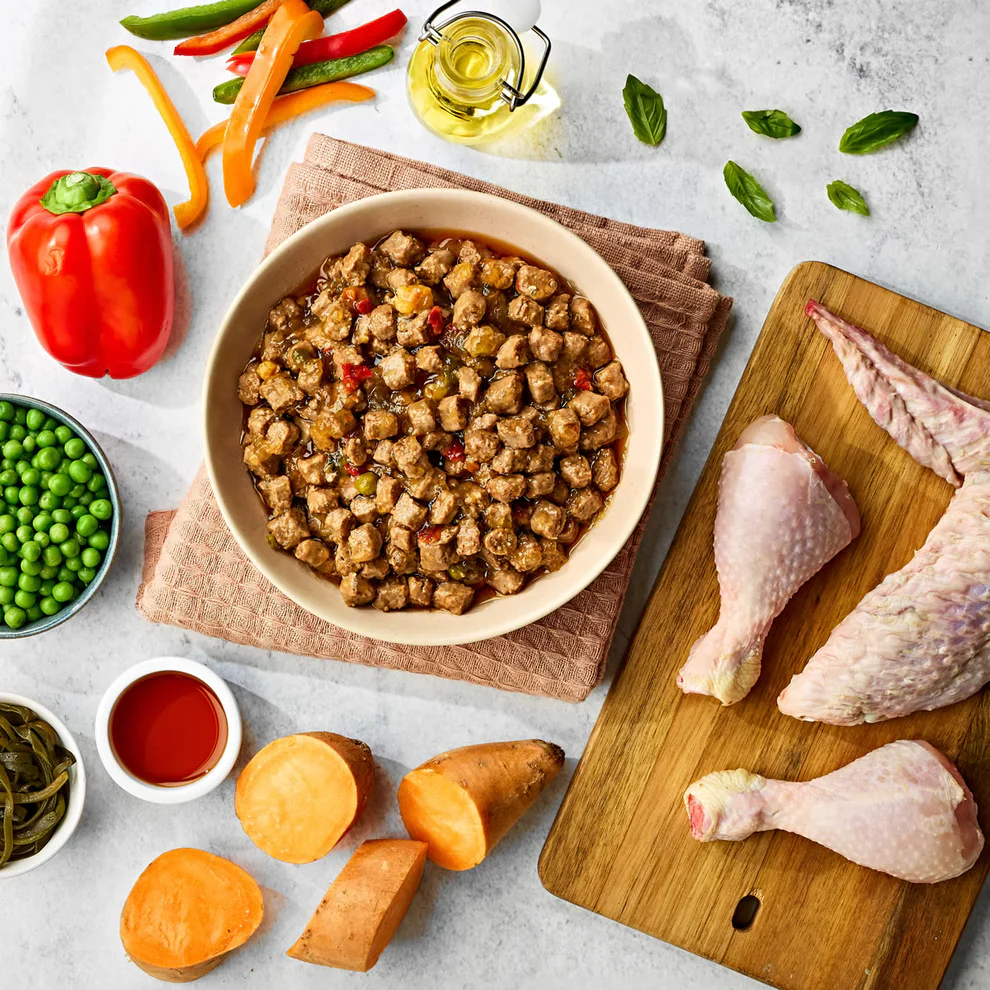 Naturo Senior Dog Can in Gravy – Turkey & Chicken with Herb Gravy - Image 2