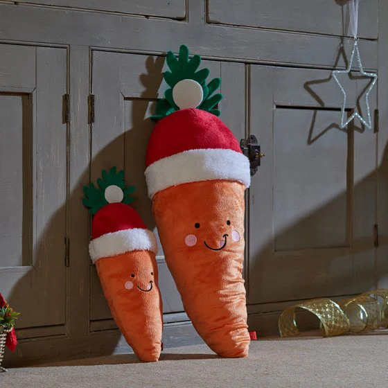 Santa Carrot Dog Toy - Image 2