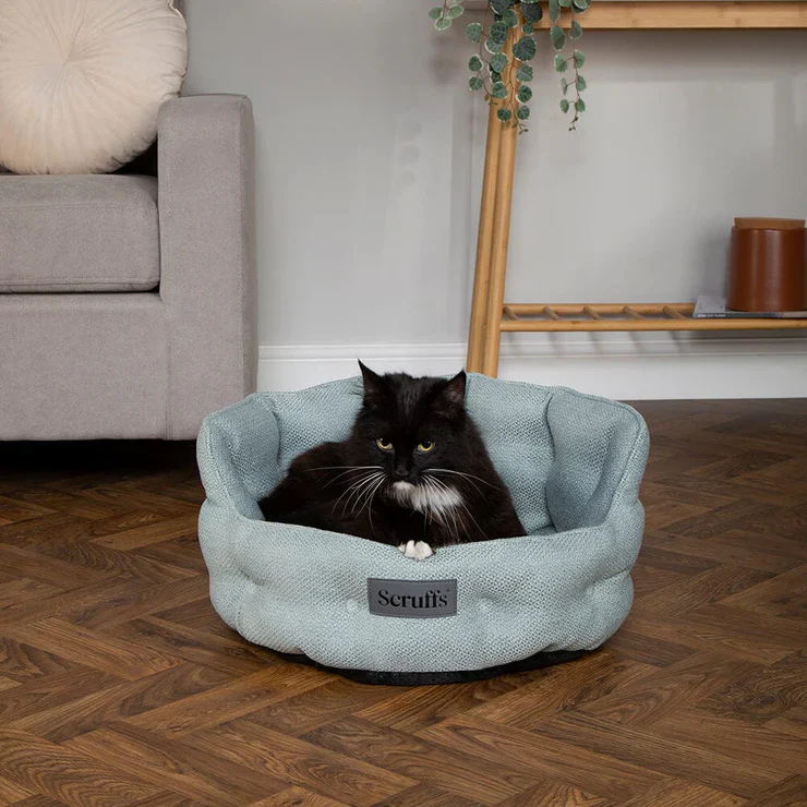 Seattle Chesterfield Bed – For Cats and Small Dogs - Image 3