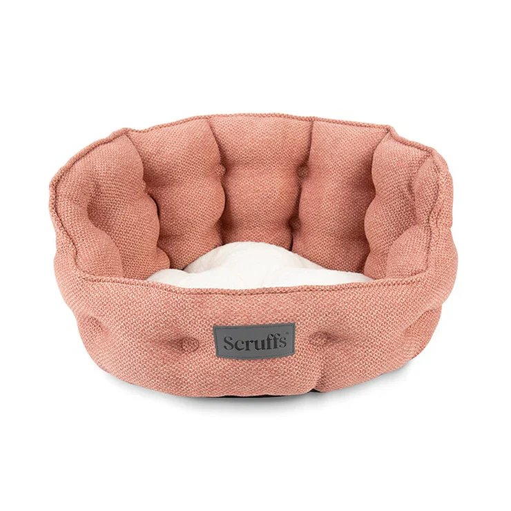 Seattle Chesterfield Bed – For Cats and Small Dogs - Image 4