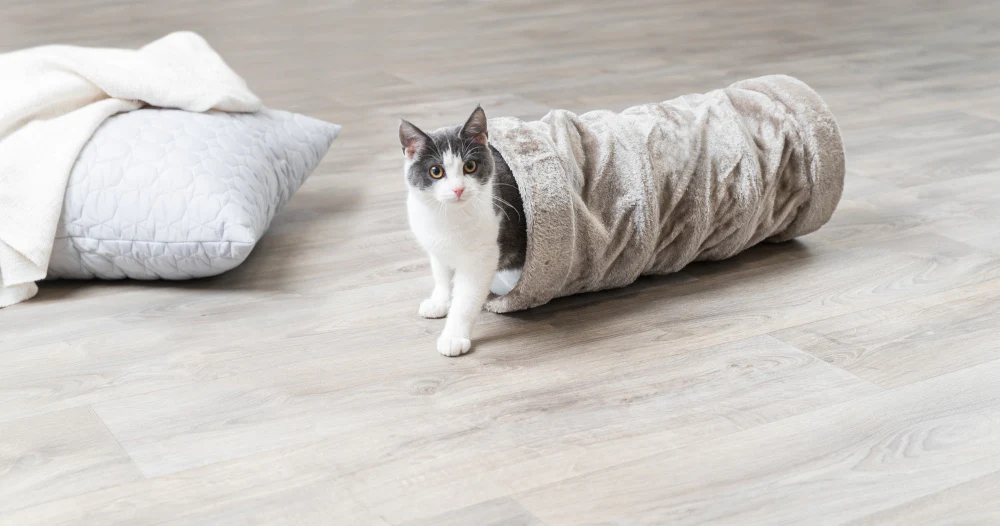 Trixie Cat Playing Tunnel Plush Fabric (Grey) - Image 3